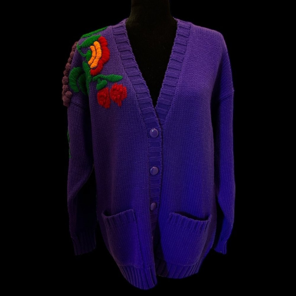 Outlander - Vintage Purple 3-D Fruit & Floral Knit Cardigan - Size S